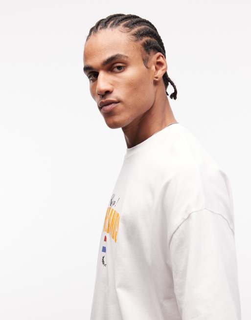 ASOS DESIGN oversized t-shirt with Netherlands football graphic in white, 3 of 5