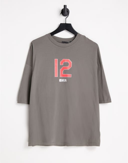 ASOS DESIGN oversized t-shirt with NFL Tom Brady print in charcoal, 3 of 4
