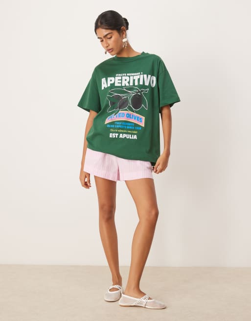 ASOS DESIGN Oversized T-shirt with olive graphic in green