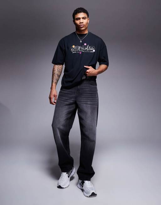 ASOS DESIGN – Oversize-T-Shirt in Schwarz mit plastischer Textgrafik