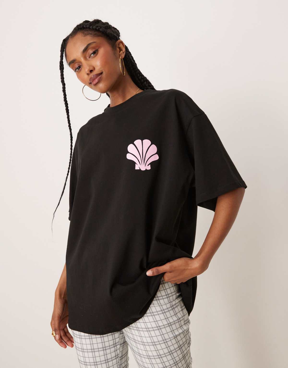 ASOS DESIGN oversized t-shirt with shell puff print in black