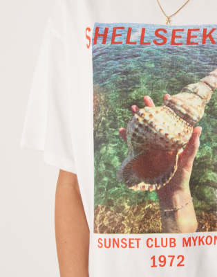 Asos Design Oversized T-shirt With Shellseekers Graphic-white