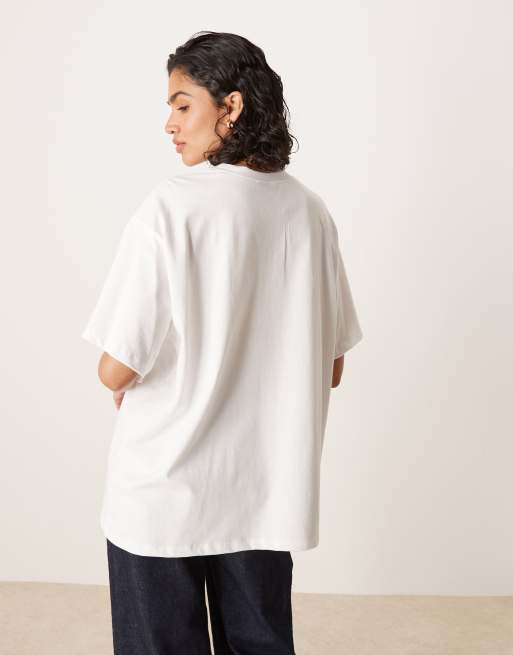 ASOS DESIGN oversized T-shirt with shellseekers graphic, 3 of 4