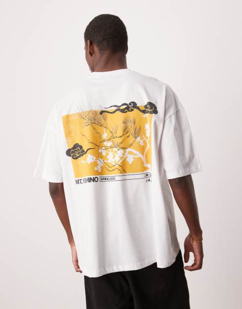 ASOS DESIGN oversized t-shirt with souvenir graphic in white - view 1