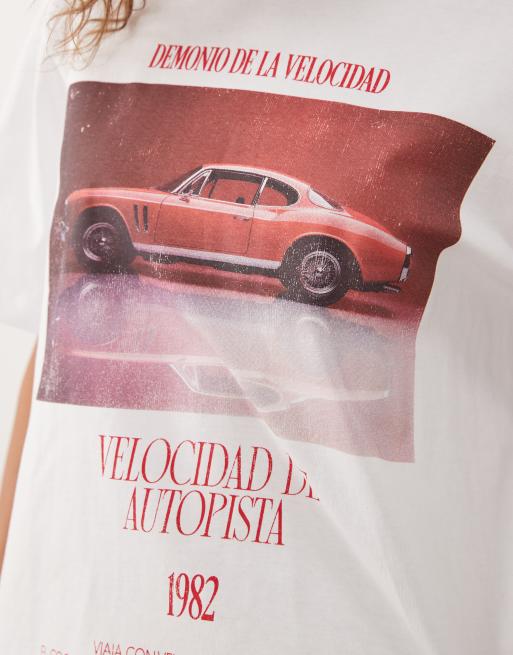 ASOS DESIGN Oversized T-shirt with sports car graphic in red and cream, 3 of 4