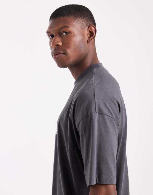 ASOS DESIGN oversized T-shirt with stamp graphic in charcoal, 4 of 5