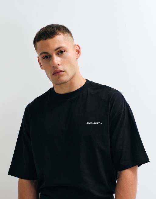 ASOS DESIGN oversized t-shirt with text graphic in black, 3 of 5