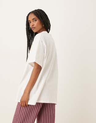 Asos Design Oversized T-shirt With Tige De Fleur Graphic In White