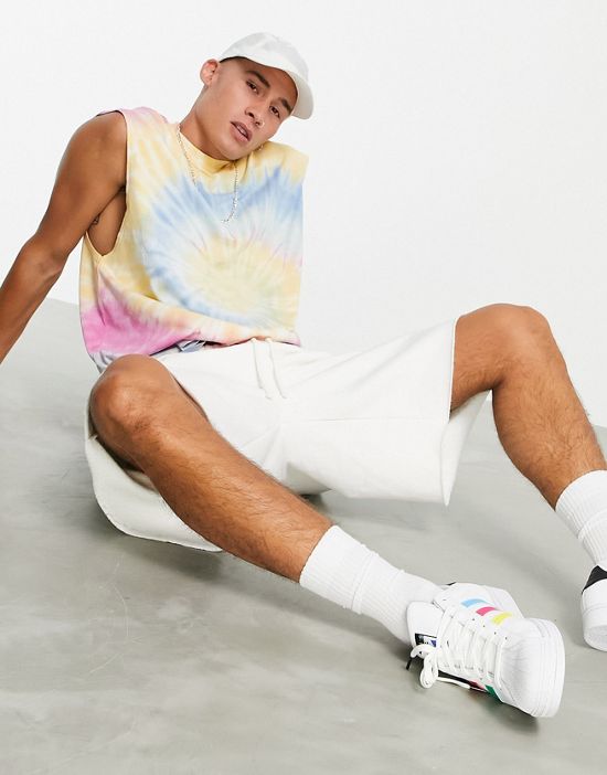https://images.asos-media.com/products/asos-design-oversized-tank-in-tie-dye/23932070-3?$n_550w$&wid=550&fit=constrain