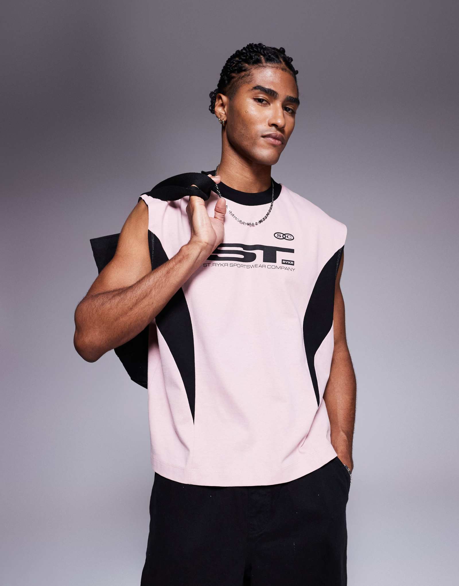 ДИЗАЙНЕРСКАЯ майка оверсайз от ASOS с деталями кроя и шитья и спортивным рисунком розового цвета