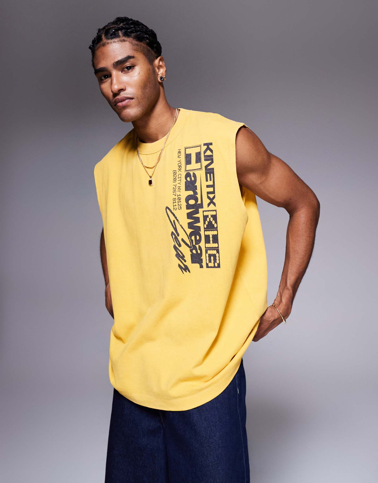 ДИЗАЙН ASOS - объемный резервуар с текстовой графикой весом 220 г, окрашенный в желтый цвет