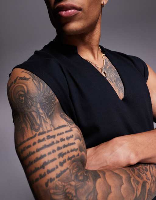 ASOS DESIGN oversized tank with vneck in black , 3 of 4