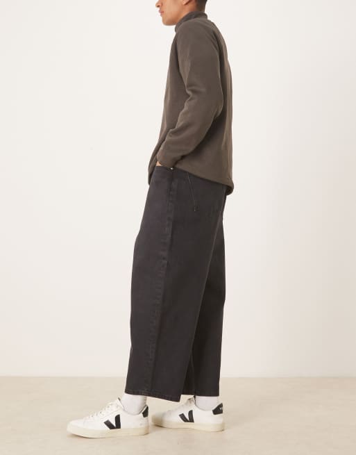 ASOS DESIGN oversized tapered jeans in washed black, 3 of 5