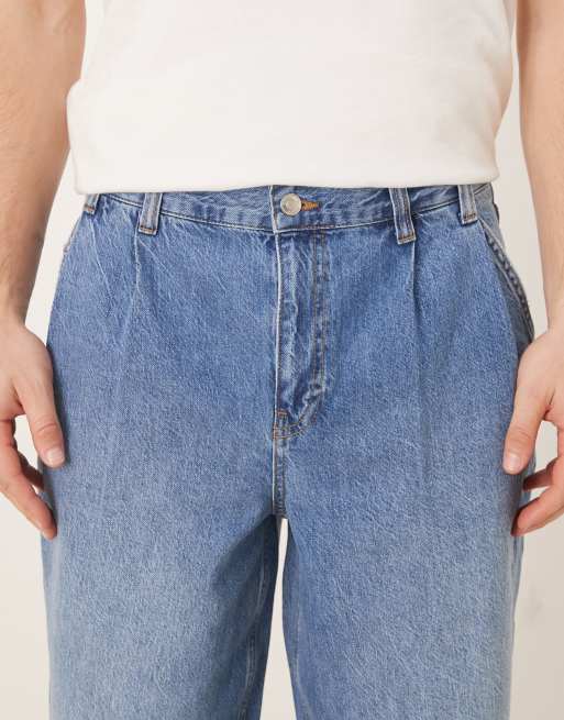 ASOS DESIGN oversized tapered jeans with pleat detail in midwash blue denim, 4 of 5