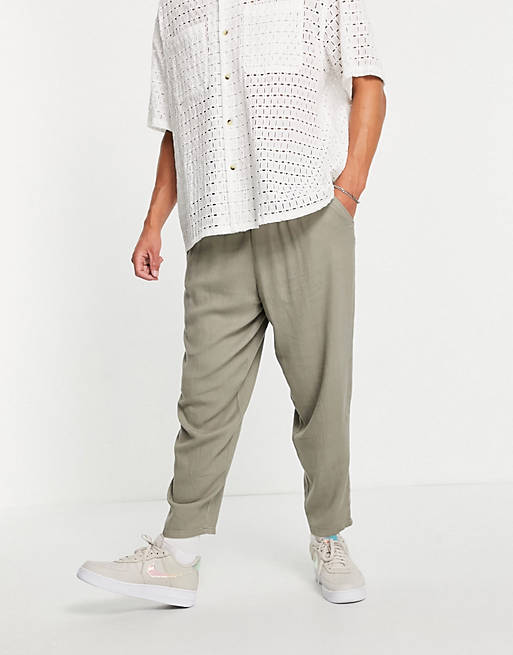  oversized tapered lightweight trousers with elasticated waist in khaki 