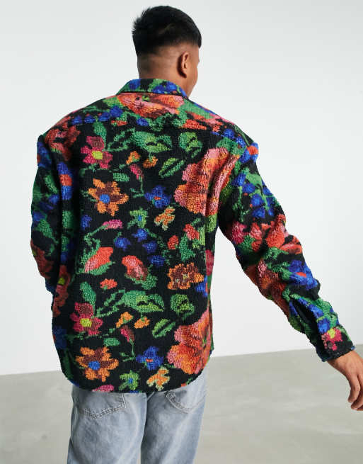 ASOS DESIGN - Oversized teddy-skjorte med 90'er-inspireret blomstermønster i imiteret lammeskind, 4 af 4
