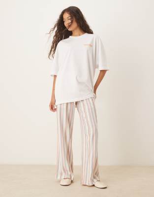 Asos Design Linen Look Oversized Tee With Orange Back Graphic In White
