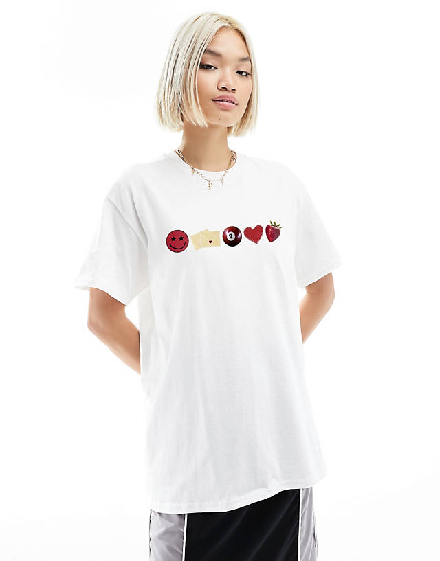 ASOS DESIGN - oversized tee with red graphic in white