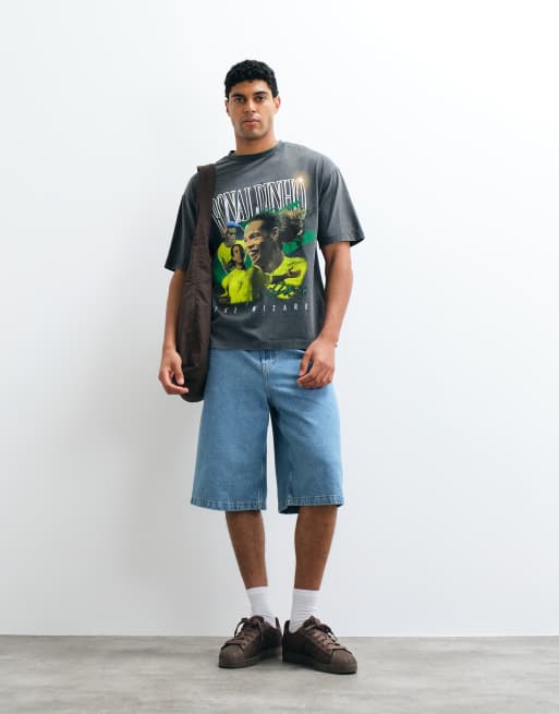 ASOS DESIGN oversized tee with Ronaldinho print in Washed Black, 4 of 5