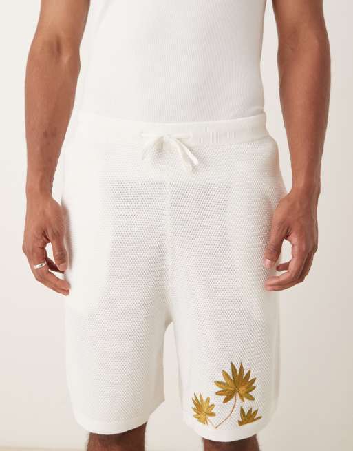 ASOS DESIGN oversized textured knitted shorts co-ord in ecru, 4 of 5