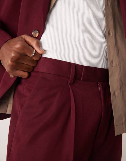 ASOS DESIGN - Oversized toelopende pantalon van keperstof in bordeauxrood, 2 van 5