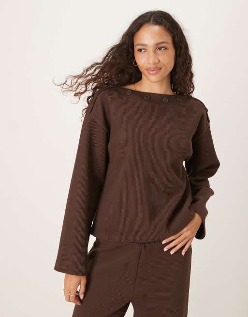 ASOS DESIGN - Oversized top met knopen en lange mouwen in chocoladebruin, deel van co-ord set
