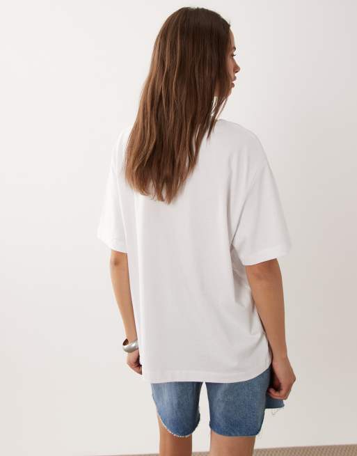 ASOS DESIGN oversized top met paarden-dessert darling graphic in wit, 4 van 4