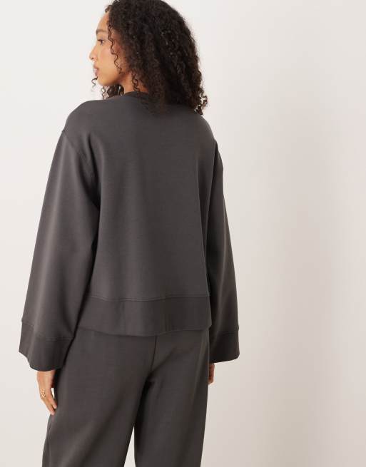ASOS DESIGN - Oversized top met ronde hals en interlock-naden in antracietgrijs, 4 van 4