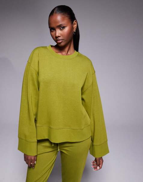 ASOS DESIGN - Oversized top met ronde hals en interlocknaden in olijfgroen, deel van co-ord set - view 1