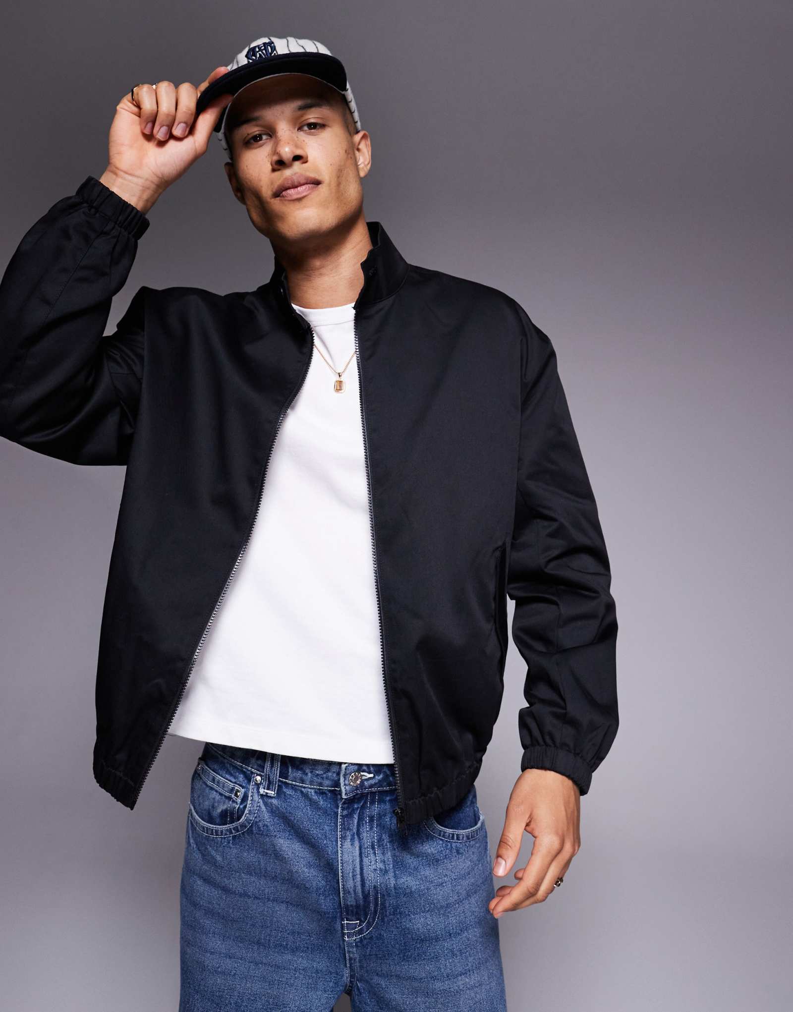 ДИЗАЙНЕРСКАЯ спортивная куртка оверсайз от ASOS черного цвета