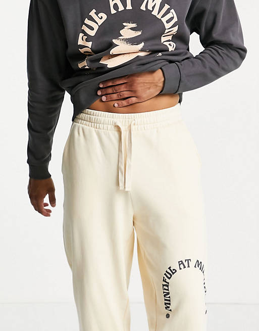  oversized tracksuit in mismatch colours with wellness prints 
