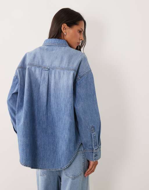 ASOS DESIGN oversized traditional denim shirt in mid blue, 4 of 4