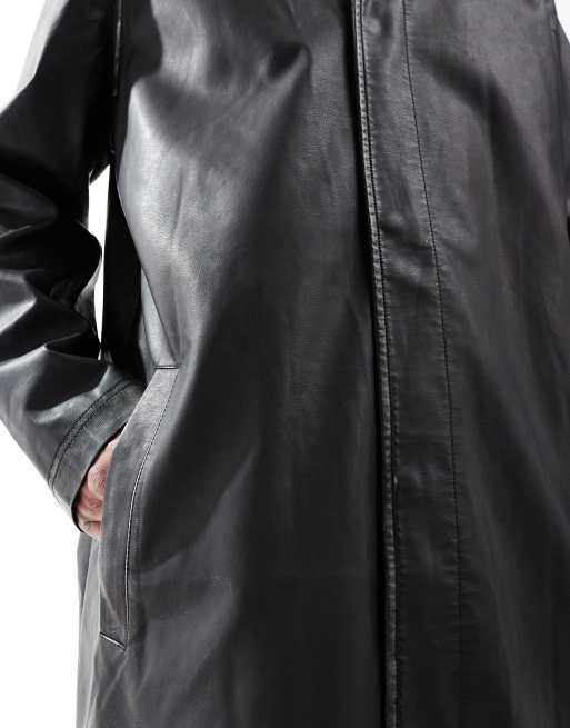 ASOS DESIGN - Oversized trenchcoat van distressed imitatieleer in zwart, 4 van 4
