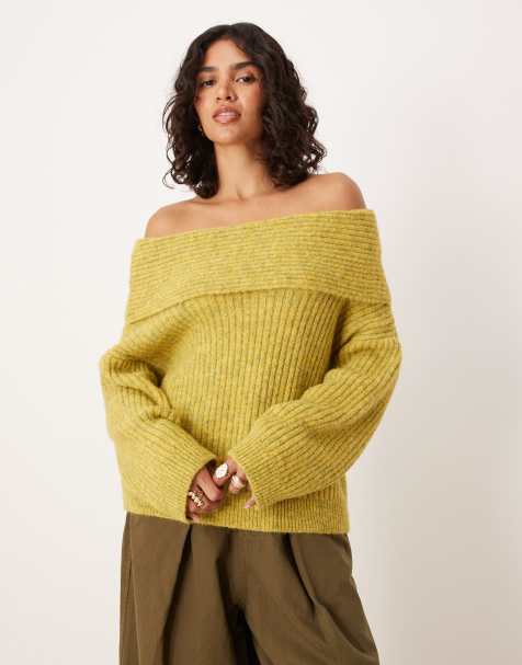 ASOS DESIGN - Oversized trui met blote schouder en wol in olijfgroen - view 1