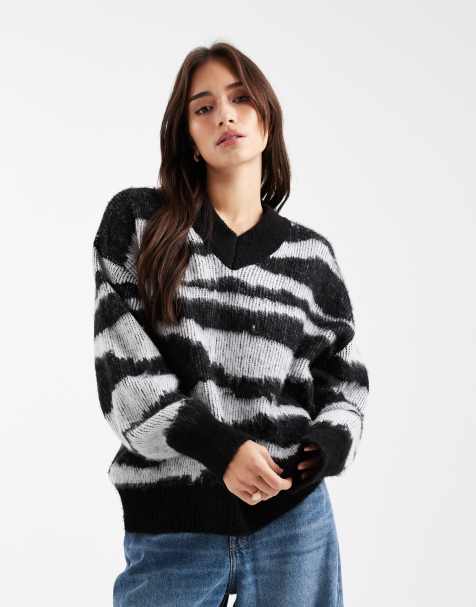 ASOS DESIGN - Oversized trui met V-hals zebrapatroon met geborstelde afwerking - view 1