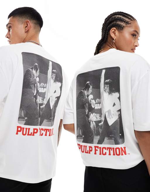 ASOS DESIGN - Oversized uniseks T-shirt met gelicenseerde, grafische Pulp Fiction Prints in wit, 4 van 4