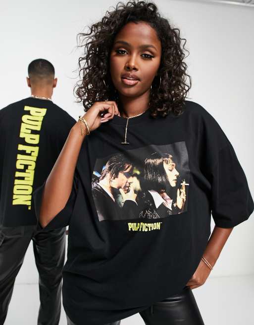 ASOS DESIGN - Oversized unisex-T-shirt med 'Pulp Fiction'-print i sort