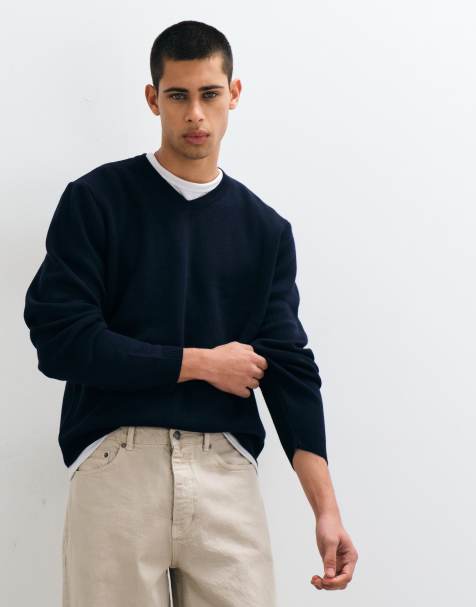 ASOS DESIGN oversized v neck knitted jumper in navy - view 1
