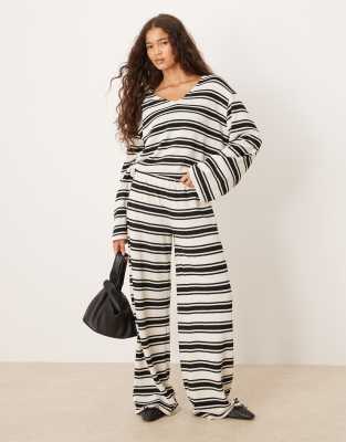 Asos Design Oversized V Neck Long Sleeve T-shirt In Black