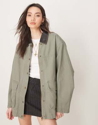 oversized washed barn jacket with leather look collar in khaki-Green