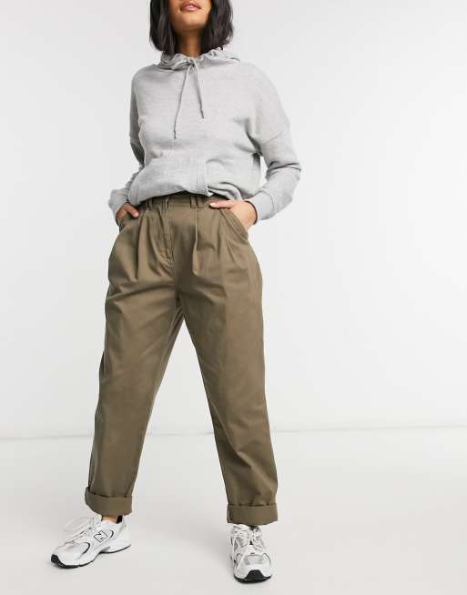 Pleat front sale peg pants