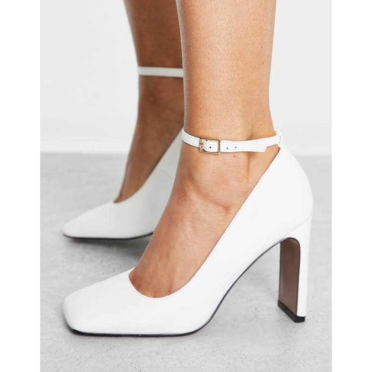 White square 2025 heel shoes