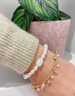 ASOS DESIGN ASOS DESIGN pack of 2 bracelets in pearl and curb chain in gold tone