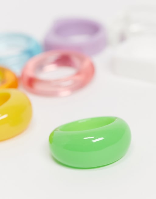 ASOS DESIGN pack of 8 mixed colourful rings in plastic, 4 of 4