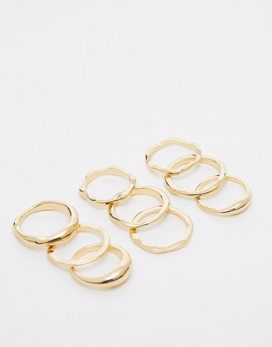 pack of 9 rings with mixed molten design in gold tone