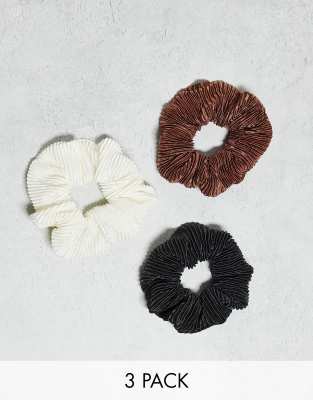 ASOS DESIGN - Packung mit 3 plissierten Scrunchie-Haargummis in verschiedenen Farben-Bunt