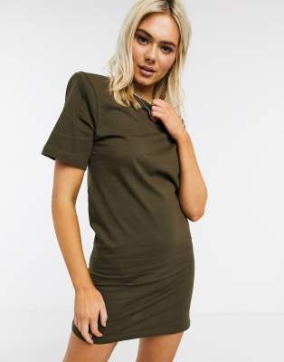 brown t shirt dress