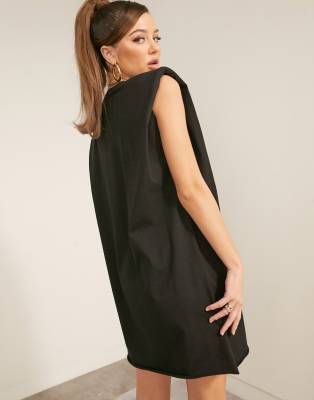 black sleeveless t shirt dress