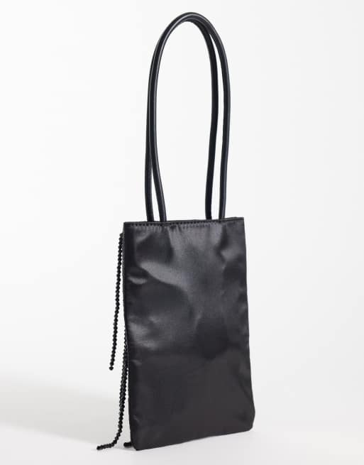 ASOS DESIGN pailletbesat håndtaske i sort og sølv, 3 af 4