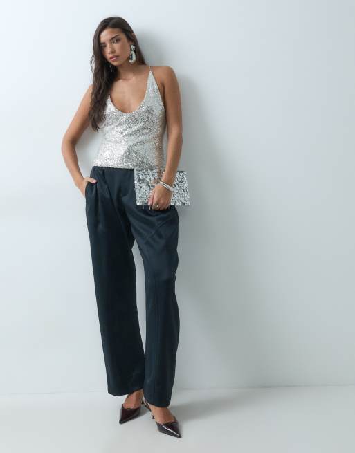 ASOS DESIGN Paillettentop mit Spaghettiträgern in Silber, 3 von 5